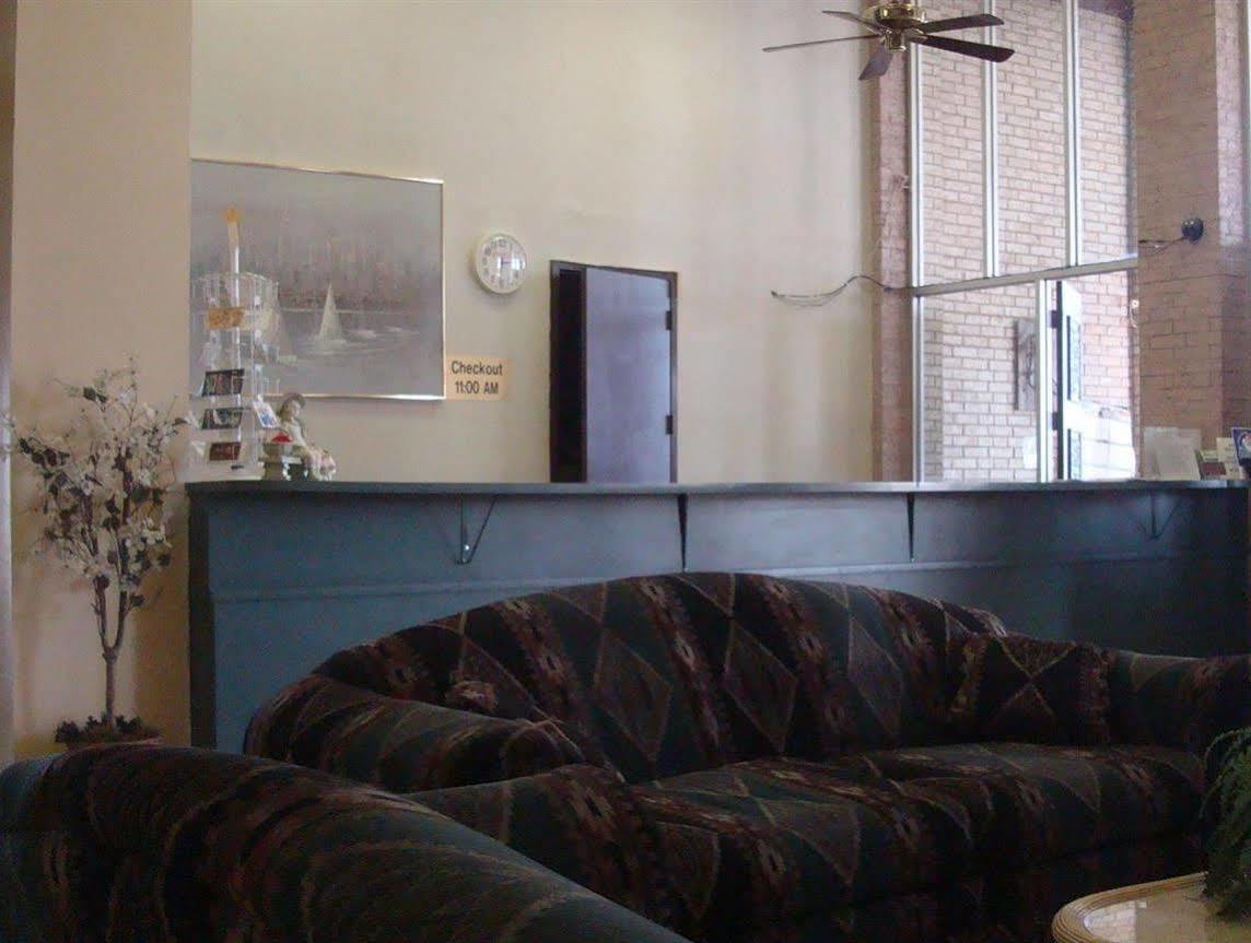 Rest Inn - Extended Stay, I-40 Airport, Wedding & Event Center Amarillo Extérieur photo